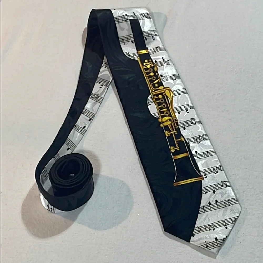 Steven Harris Musical Clarinet Silk Tie Gold Musical notes New